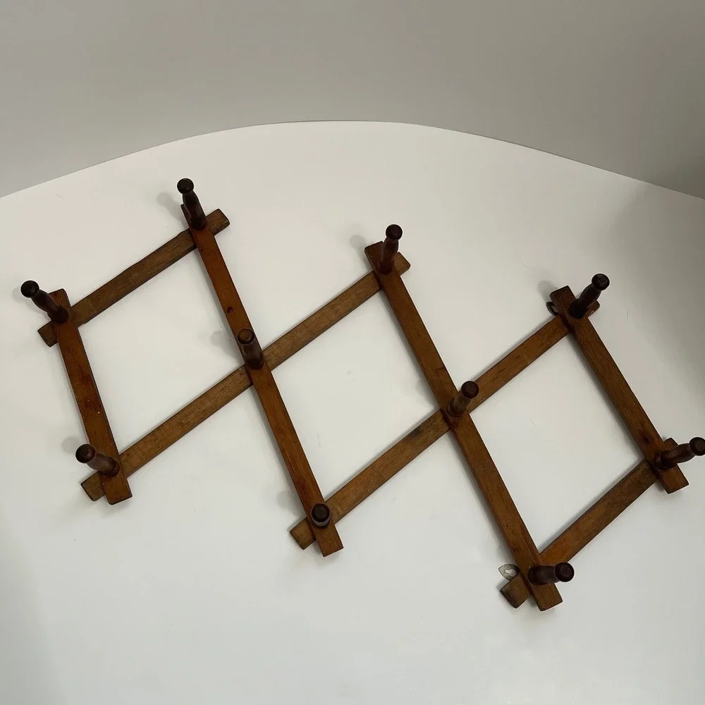 Vintage Accordion Peg Rack Wood Wall Hanging 10 Peg Expandable Hat Coat Towel